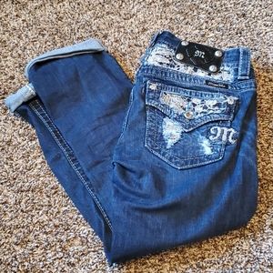 Miss Me Signature Cropped Jeans